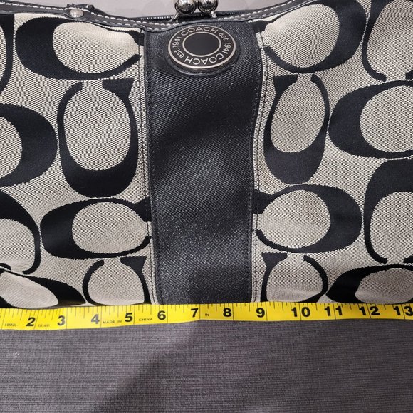 Coach Handbag - Picture 7 of 8